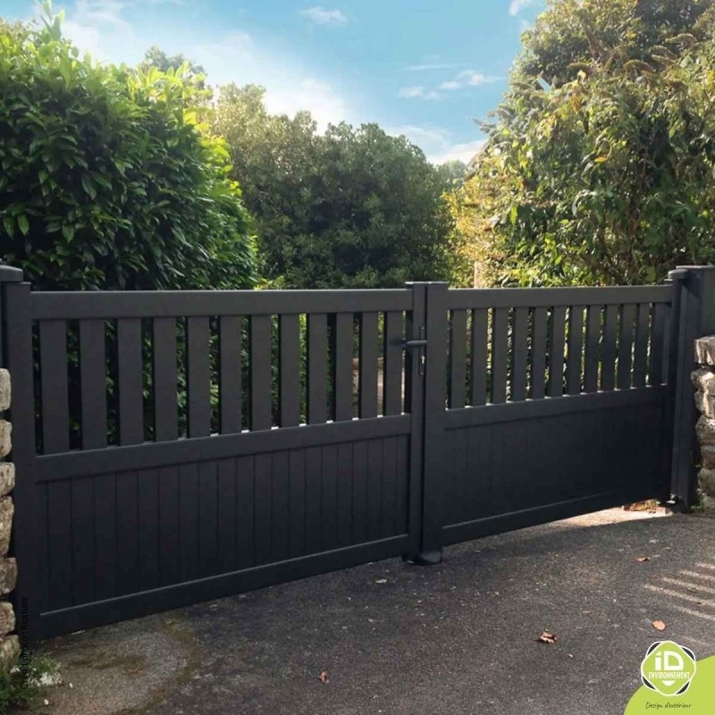 Portail-Sur-Mesure-Aluminium-Semi-Ajouré-Argoat-Noir