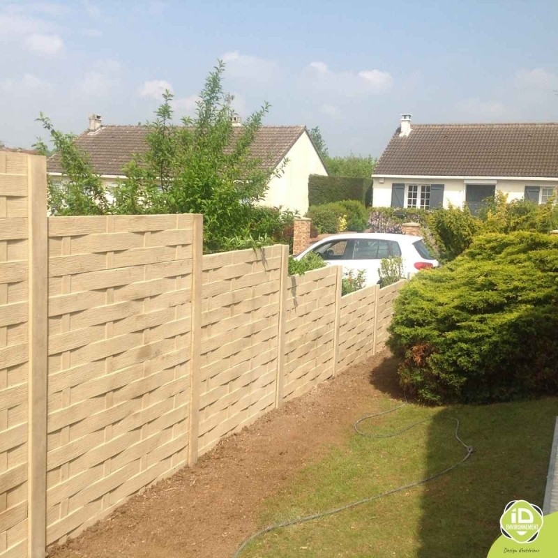 Plaque-Cloture-béton-imitation-Panneau-Bois