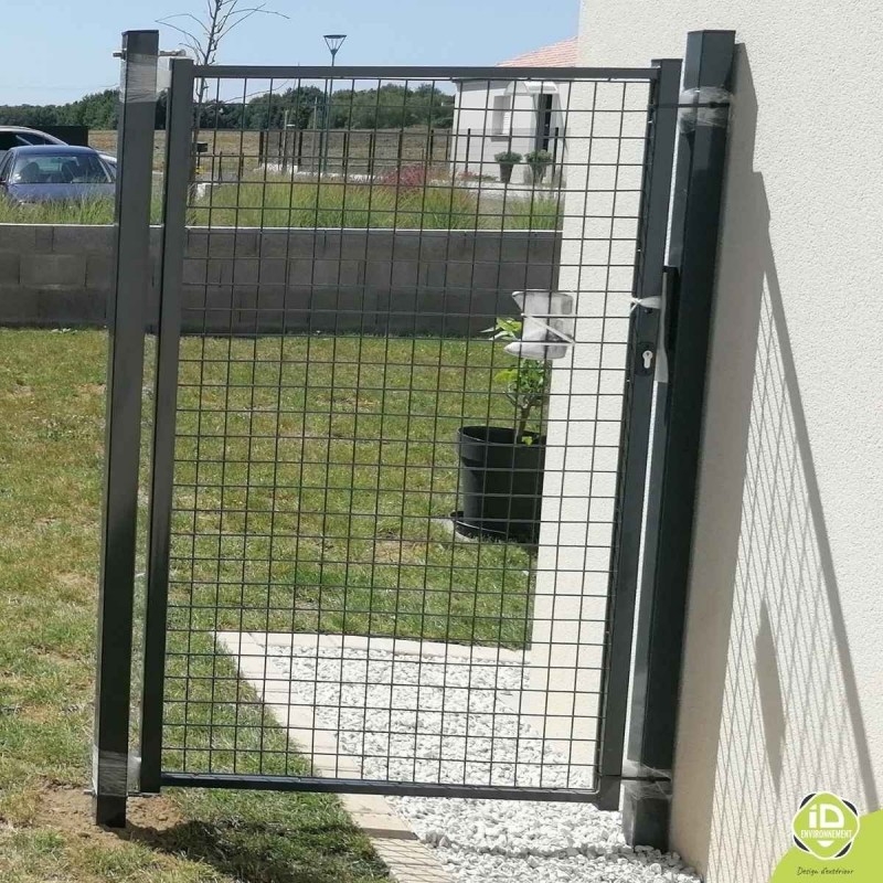 portillon-grillage-mailles-50x50-pose