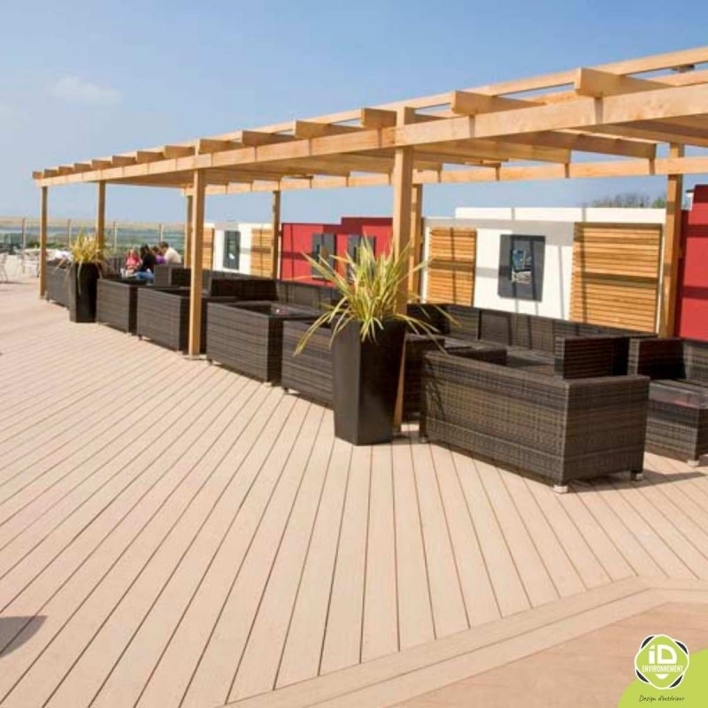 terrasse-composite-mobilier