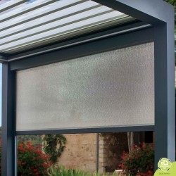 fermeture-laterale-pergola-bioclimatique