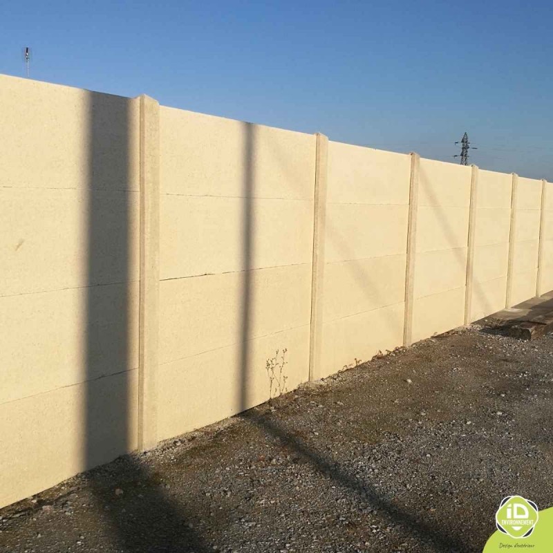 plaques-beton-lisses-mur-cloture