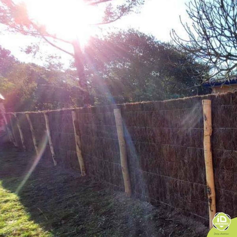 cloture-brande-10-cm-ultra-epaisse-piquet-bois