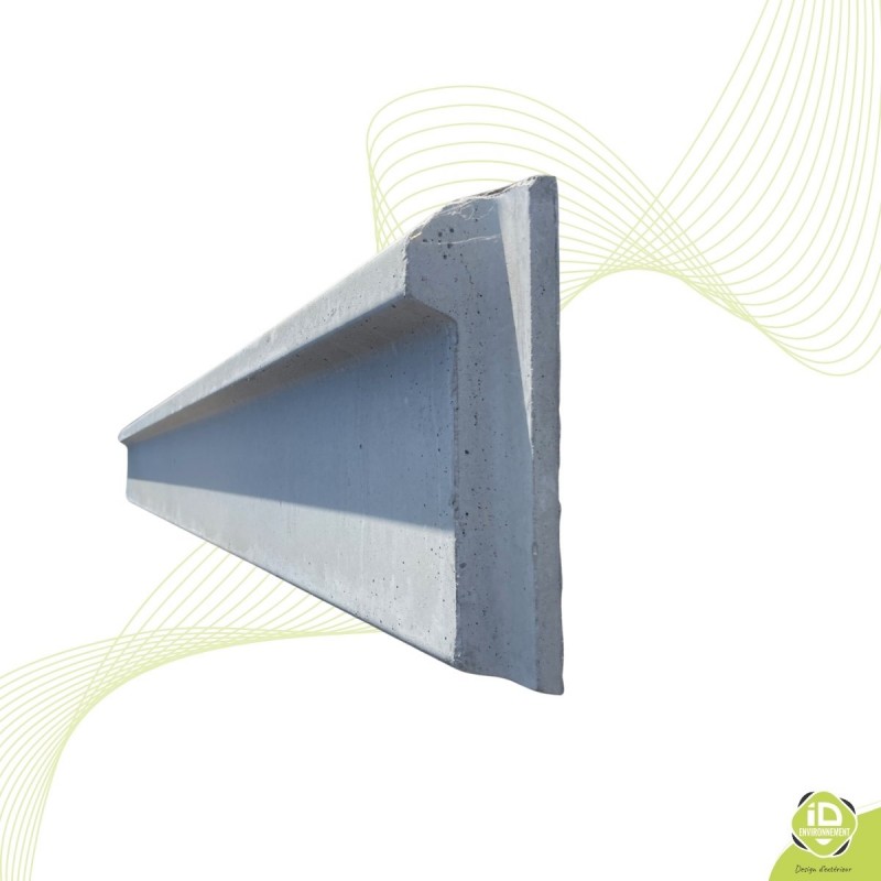 plaque-soubassement-beton-cloture-pleine-bois