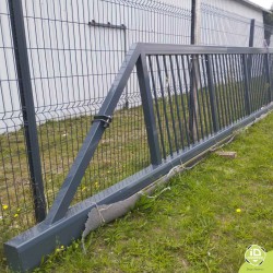 Portail-Autoportant-Uniclo